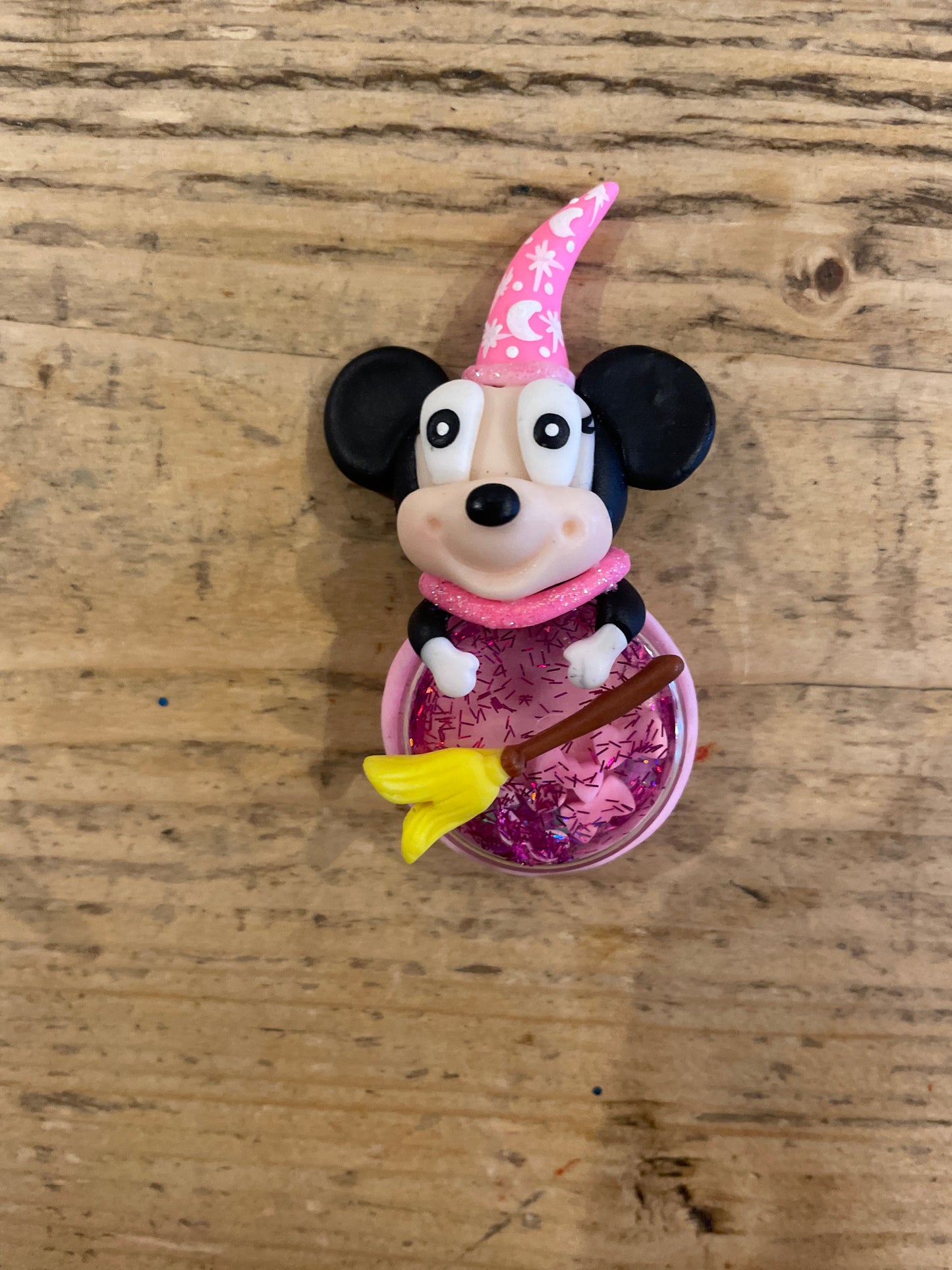 42 clearance Minnie shaker