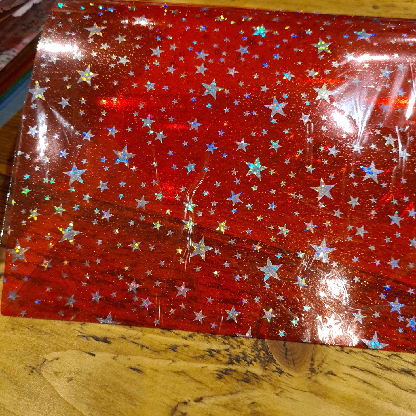 33 Transparent red star