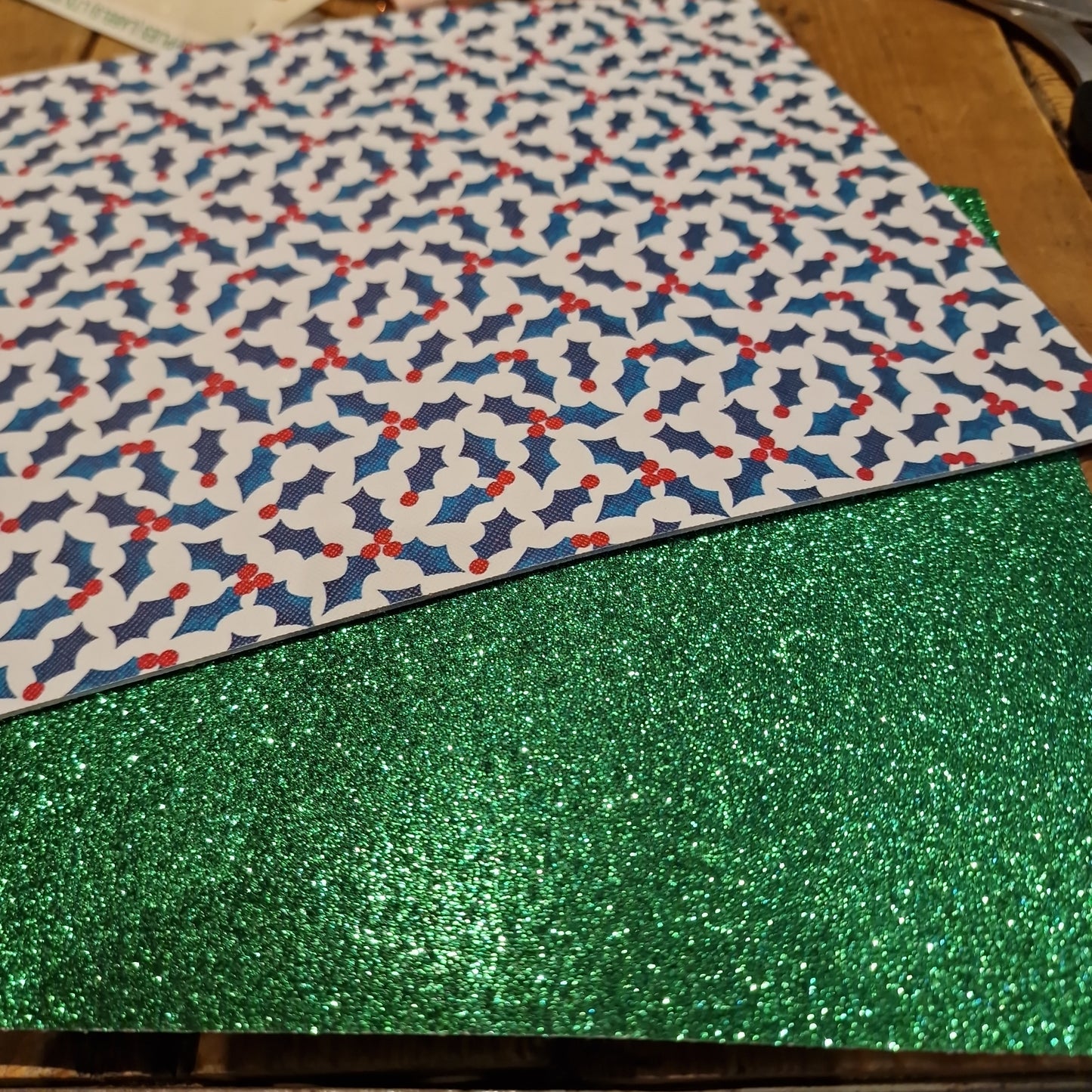 39 Christmas leatherette holly double sided