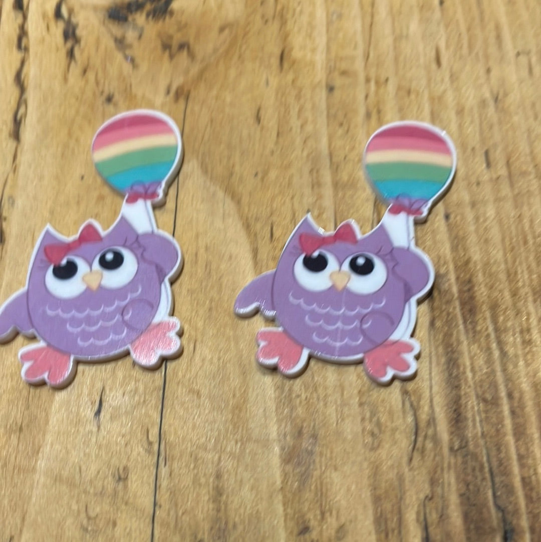 245 embellishment owl holding balloon