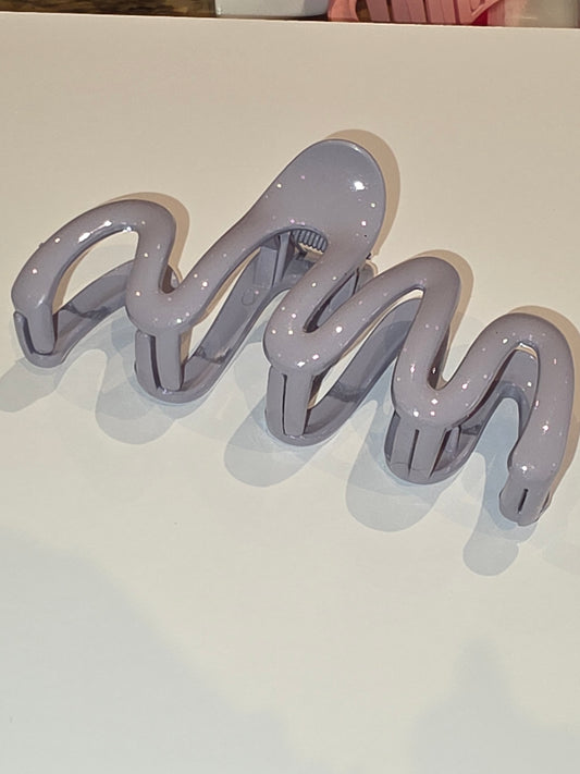 31 Claw Clip - squiggly purple