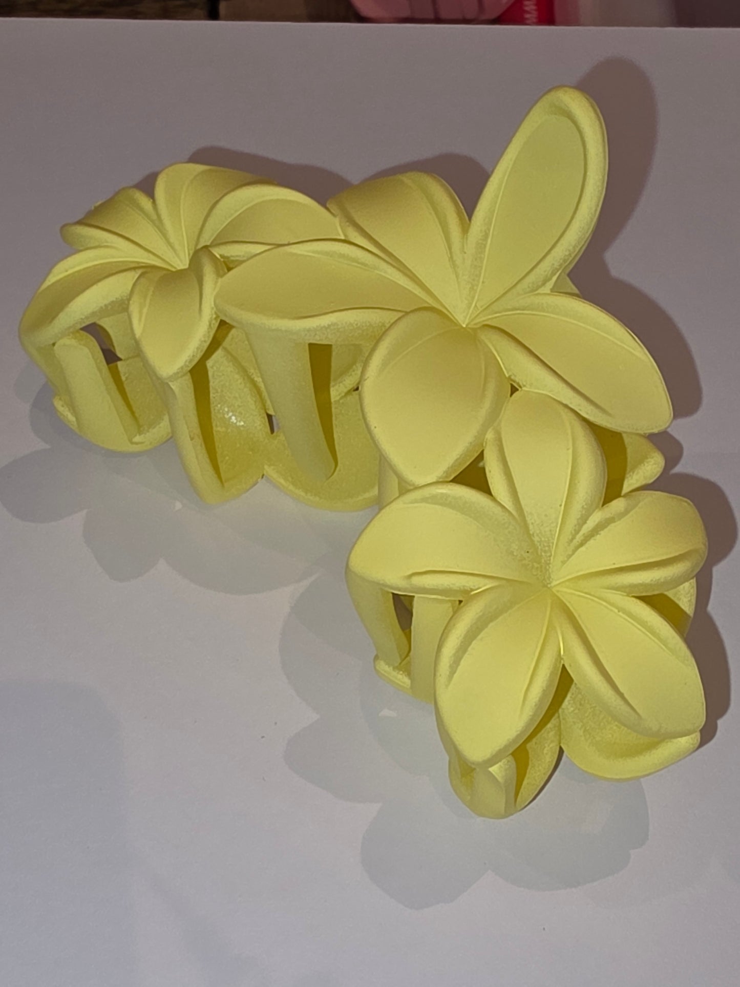 36 Claw Clip - yellow flower