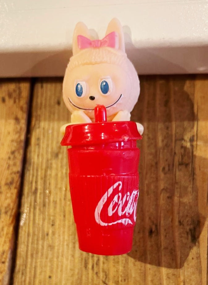 Labubu coca cola