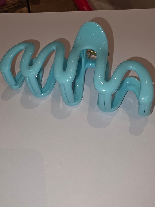 27 Claw Clip - squiggly Baby blue