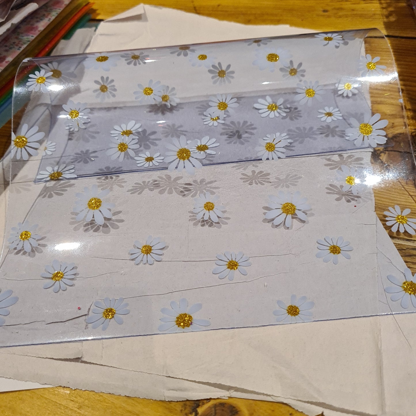 27 Transparent large blue daisy